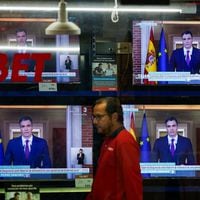 Fabiola Mota, analista española: “La principal consecuencia de la decisión de Pedro Sánchez es claramente el incremento de la polarización política”