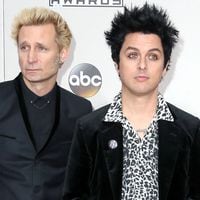 Green Day publica comunicado tras accidente de acróbata previo a su show