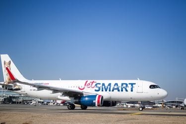 Jetsmart y American Airlines lanzan alianza estratégica para vuelos entre Chile y EEUU