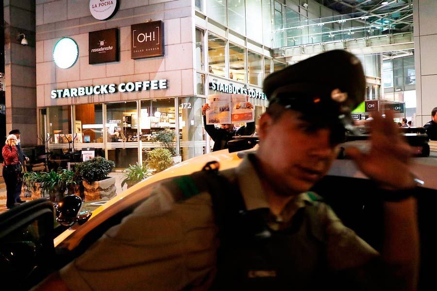 starbucks muerte menor