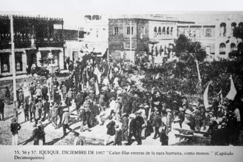 Fotografía de la ciudad de Iquique en año de la matanza de la escuela Santa María, como consecuancia de la huelga de trabajadores del salitre.