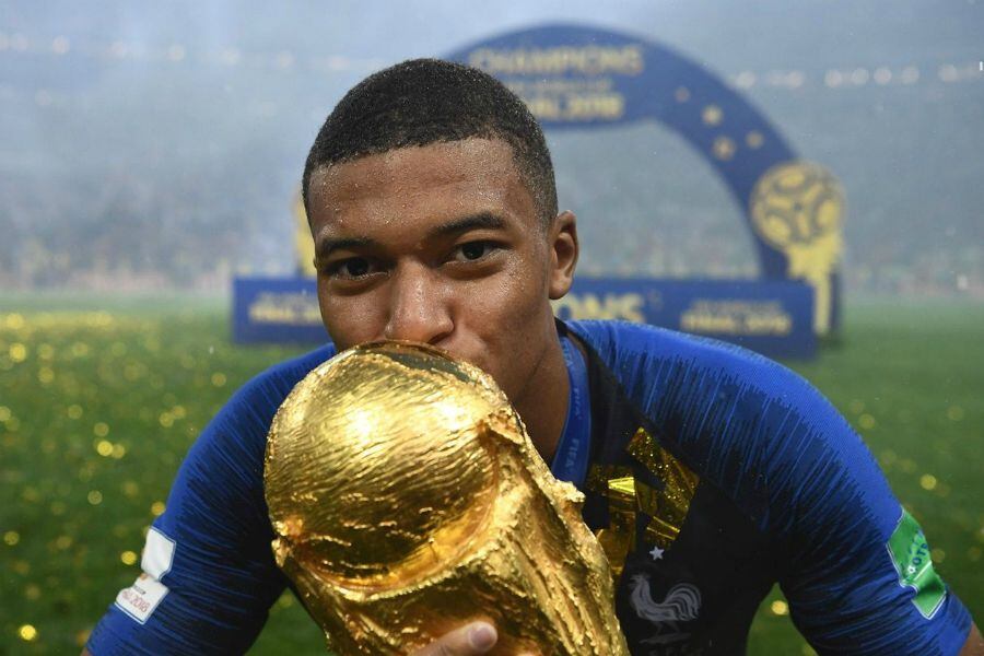 MBAPPÉ