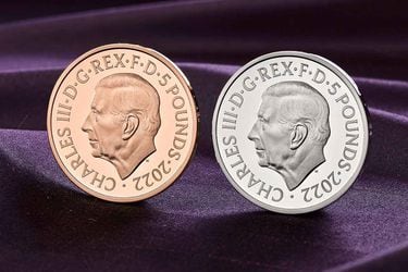 Desvelan retrato oficial de rey Carlos III que aparecerá en las monedas británicas