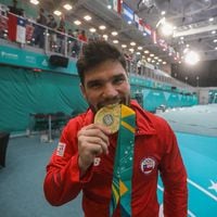 Medallista de oro de Santiago 2023 arremete contra periodistas por no haber sido premiado como el mejor del año en karate