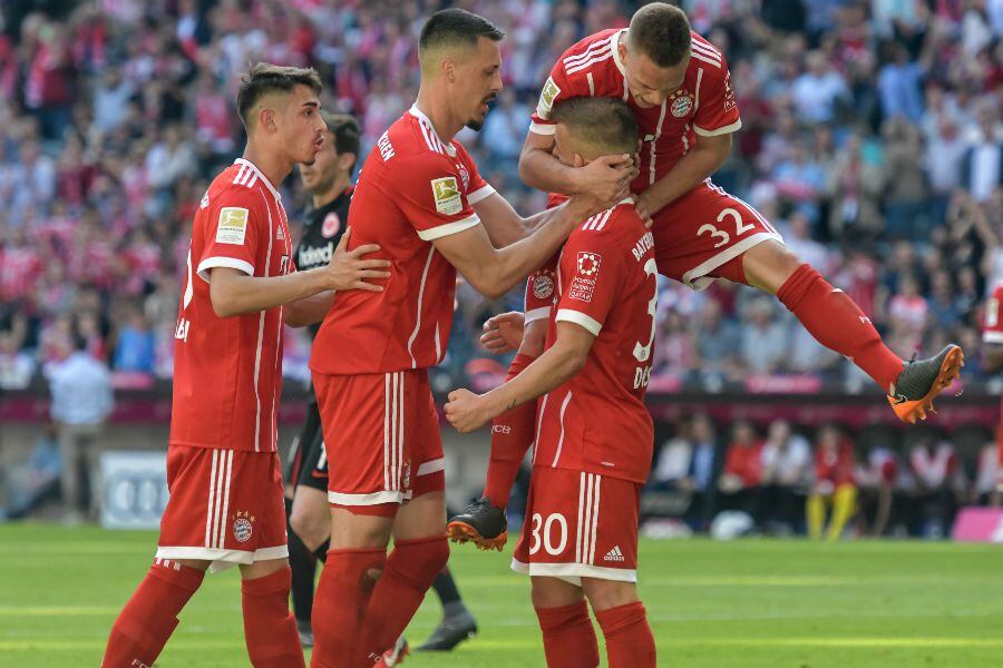 Bayern vence al Eintracht Frankfurt con un equipo lleno de