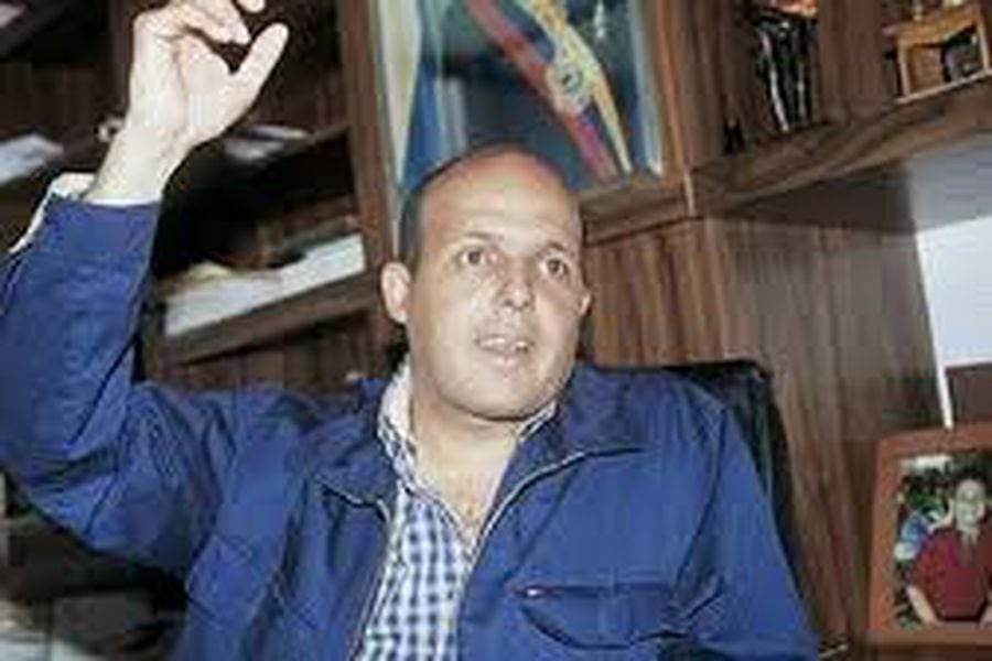 Alejandro Andrade, el ex guardaespaldas de Chávez que se embolsó US$ 1.000  millones - La Tercera