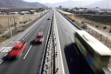 Con total normalidad Automovilistas regresan a Santiago por la Ruta 68