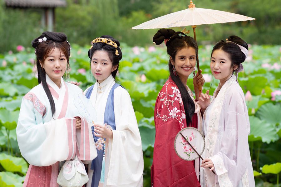 hanfu de cuatro dinastías Jin,Ming,Tang,Song