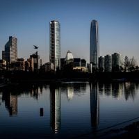 Una comuna de Chile figura entre los 10 barrios más caros de Latinoamérica: cuánto cuesta vivir allí