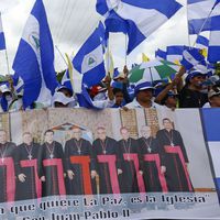 Nicaragua libera a doce sacerdotes y los destierra al Vaticano tras un acuerdo con la Santa Sede