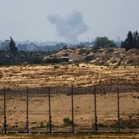 Israel espera a que Hamás ponga fin a los combates antes de enviar un equipo a El Cairo para proseguir las conversaciones 