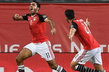 egypts-midfielder-mah18076194