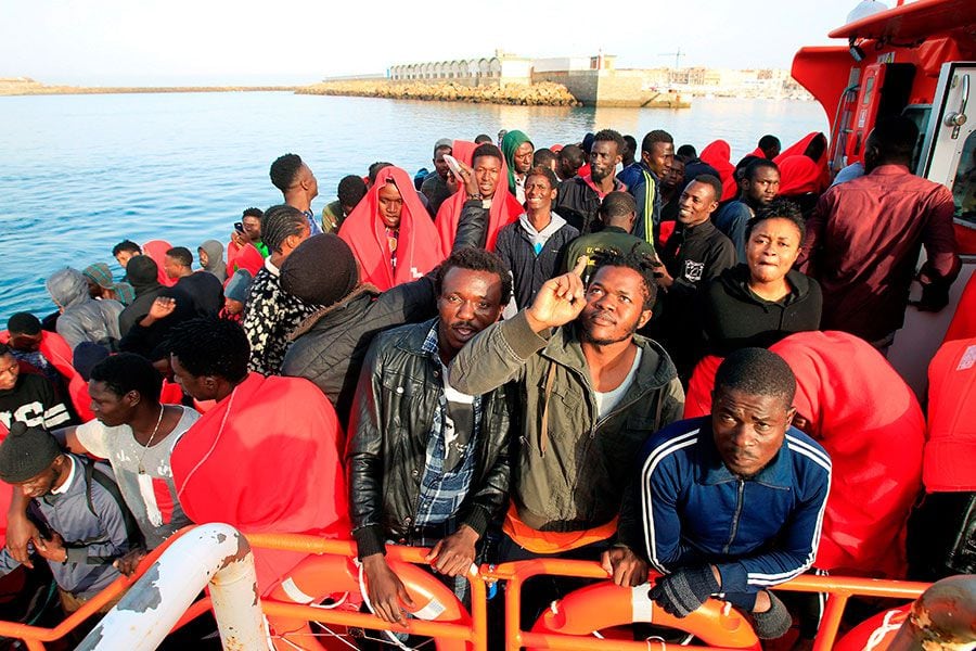 Inmigrantes-rescatados-por-España