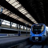 El tren nocturno Santiago-Temuco se descarriló durante su viaje inaugural