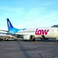 Pasajeros denuncian que llevan días varados en República Dominicana luego que LAW cancelara vuelos