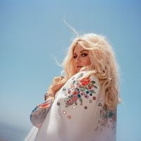 Mira el tráiler de Rainbow, el documental sobre Kesha