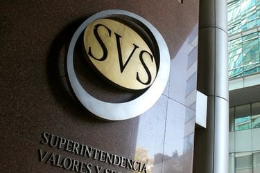 La ex SVS pierde juicio en la Suprema por su rol en el Caso Serrano y deberá indemnizar a inversionista