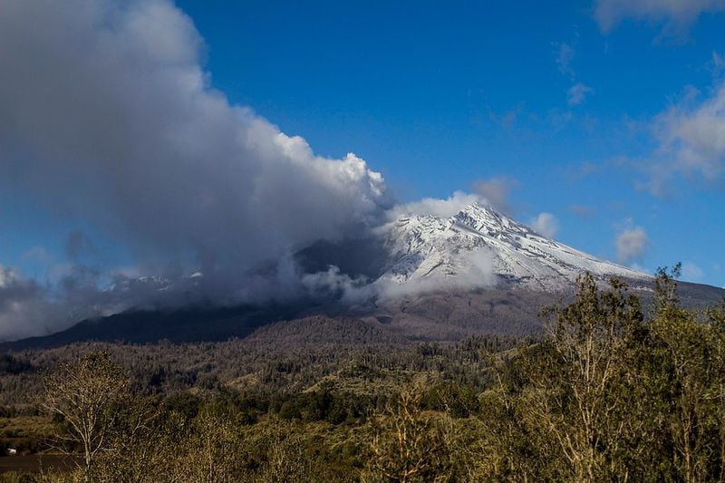 Ensenada, volcán Calbuco / Foto: Agencia Uno