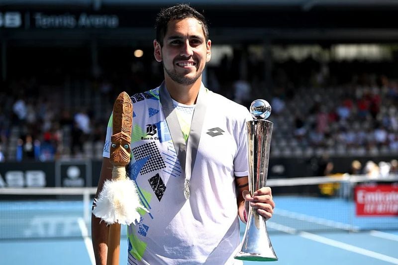Alejandro Tabilo deslumbró al público en la final del ATP de Auckland.