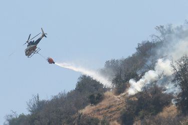Se mantiene alerta roja en Quillón por incendios forestales que han consumido más de 300 hectáreas