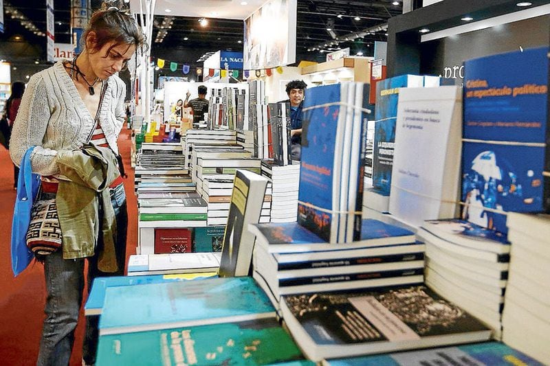 Feria--Internacional-del-Libro-de-Buenos-Aires-(45387335)