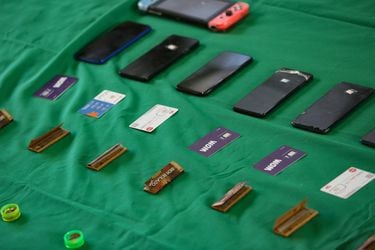 Gendarmería realiza décimo allanamiento a cárceles y decomisa 515 armas blancas y 159 celulares