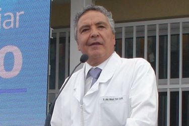 Nuevo subsecretario de Redes se disculpa con Colegio Médico por "no haber actuado con rigurosidad"