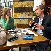 Cubillos respalda candidatura de Alessandri en Lo Barnechea, pero advierte que hará lo mismo con los otros dos candidatos