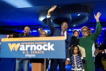 Estados Unidos: Los demócratas obtienen la mayoría en el Senado de Estados Unidos con la victoria de Warnock por Georgia