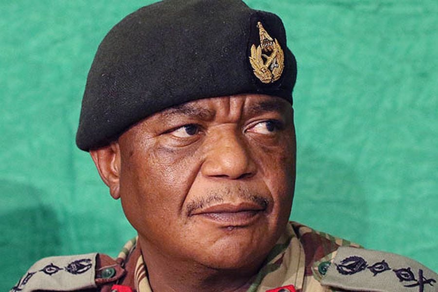 El Ejército dice que Mnangagwa regresará a Zimbabue y se reunirá con Mugabe