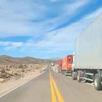 Gremio de camioneros advierte deterioro en la actividad del transporte de carga y critica gestión del gobierno