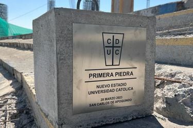 Con históricos de la UC presentes: Cruzados pone la primera piedra del nuevo estadio en San Carlos de Apoquindo
