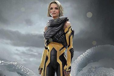 Un diseño alternativo para Janet Van Dyne resaltaba los colores característicos de Wasp