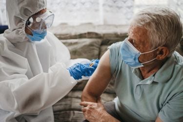 OMS advierte que si el Covid-19 pasa de pandemia a endemia no significa que sea menos peligroso el virus