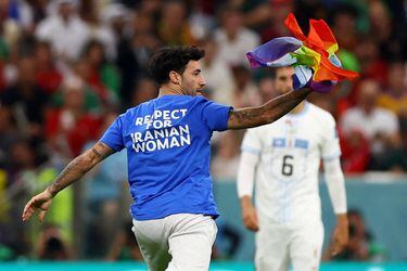 Habla el hincha que invadió la cancha del Mundial con una bandera LGTBIQ+: “Me ha salvado Infantino”