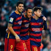 Luis Suárez se cuadra con Messi y Neymar tras las pifias en París: “Fútbol sin memoria”