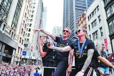 Rapinoe se pasea sobre Trump