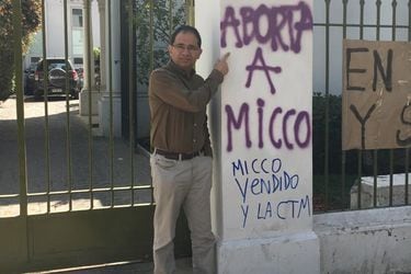 “Chile no olvidará a las larvas como usted”: el tren de amenazas a Sergio Micco que marcó su último año como director del INDH