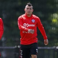 Marcelo Díaz empieza a resignarse a su ausencia: "Como chileno, quiero que a la Selección le vaya bien"