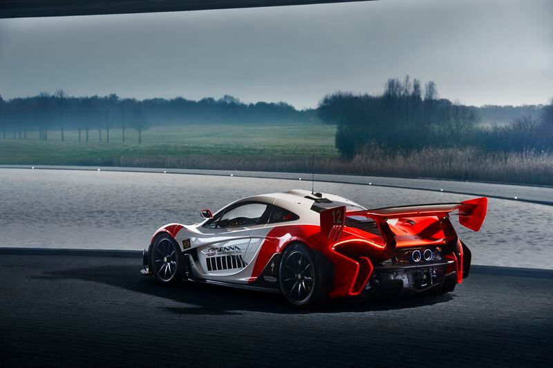 McLaren rinde homenaje a Senna en el 30 aniversario del primer título