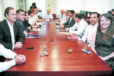 Sebastián Piñera se reune con Presidentes de partidos de Chile Vamos