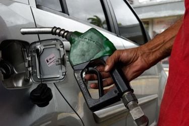 Combustible: en cuáles regiones se restringe la venta en bidones