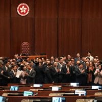 Hong Kong aprueba nueva ley de seguridad nacional que preocupa a los ejecutivos extranjeros