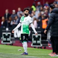 ¿Relación quebrada? Mohamed Salah y Jürgen Klopp protagonizan tenso cruce en empate del Liverpool