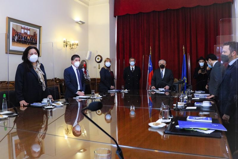 Autoridades de gobierno sostuvieron una reunión con representantes de la Corte Suprema.