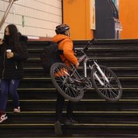 Amplían medida que permite llevar la bicicleta en el Metro: ahora se extiende a todos los feriados y domingos