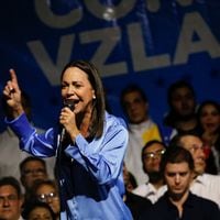 María Corina Machado: “Maduro está reaccionando con desesperación, está asustado de perder la elección”