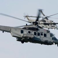 Colisión de dos helicópteros deja diez muertos en Malasia