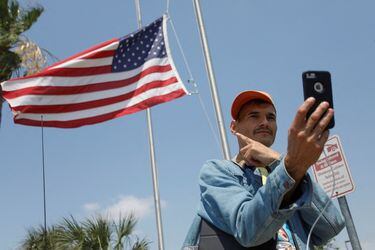 Acusan a fundación de inventar historia sobre desalojo de veteranos de guerra en hotel de Nueva York para dar cabida a migrantes