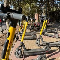 Hasta 195 mil pesos: Las Condes comenzará a multar por mal uso de scooters eléctricos